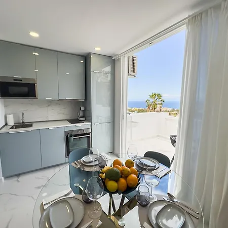 Ocean View In Адехе